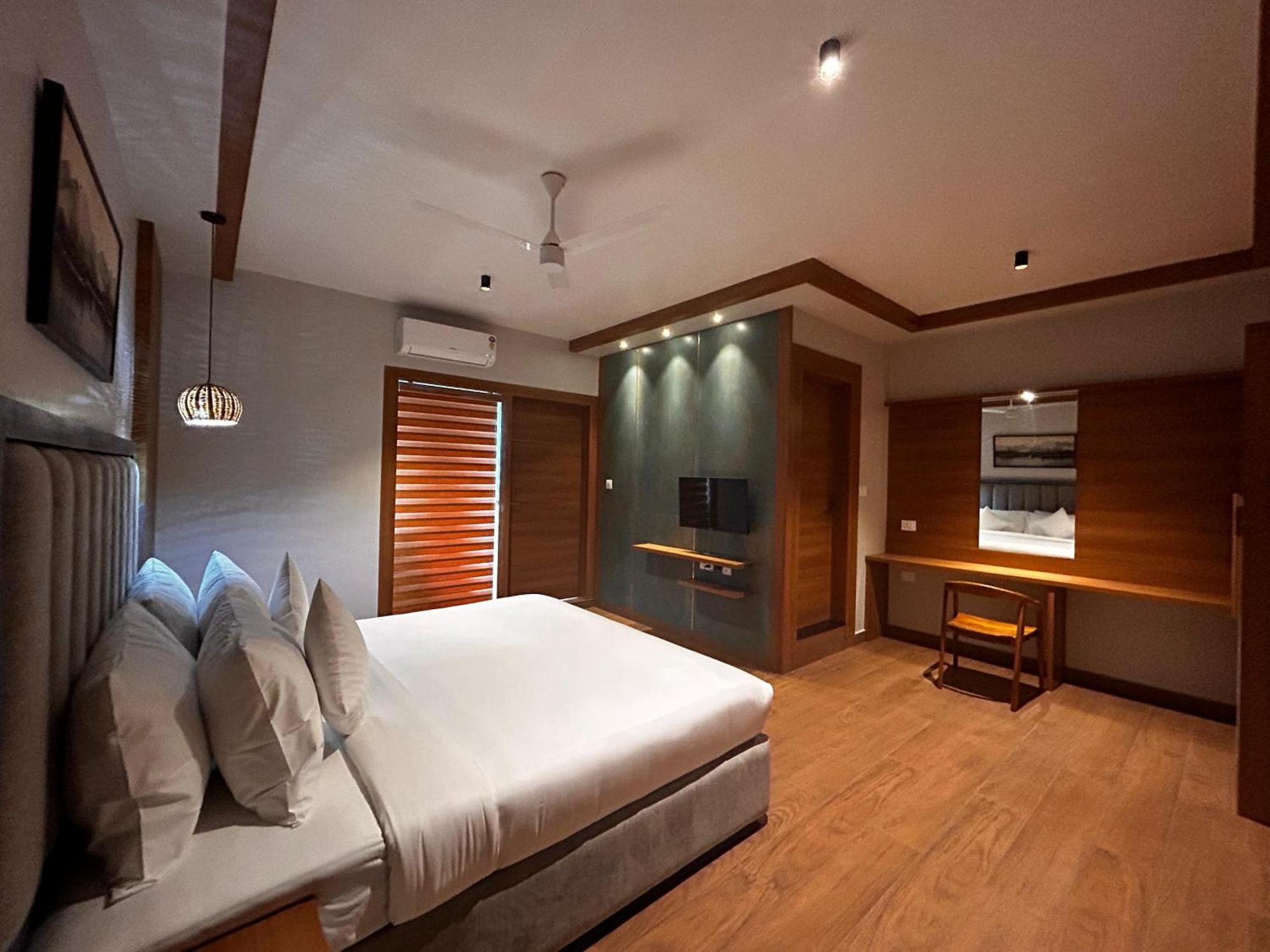 Cmk Habitat Centre Hotel Kochi Luaran gambar