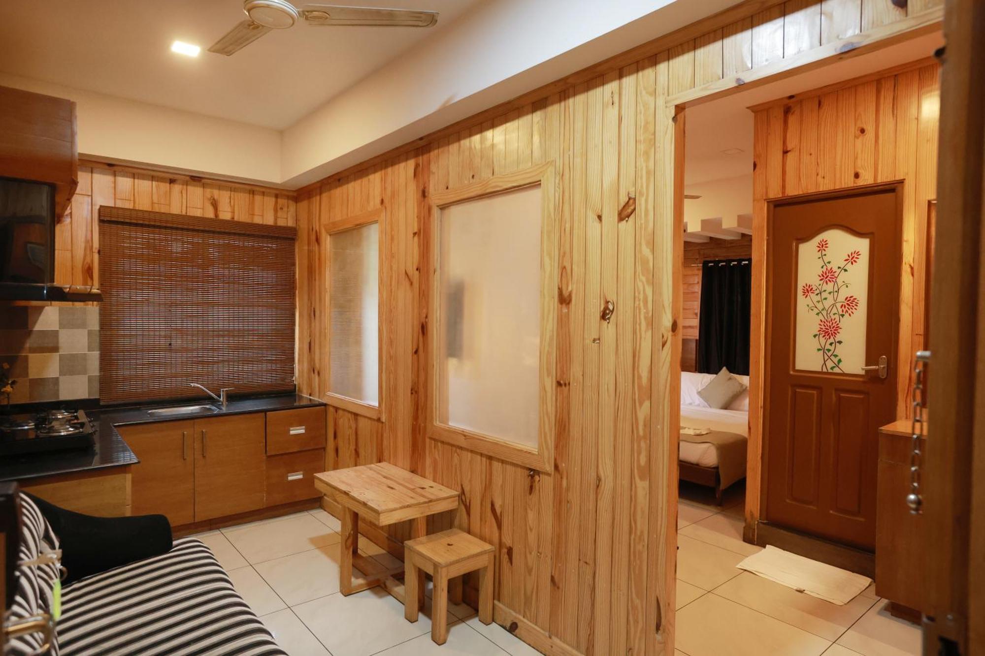 Cmk Habitat Centre Hotel Kochi Luaran gambar