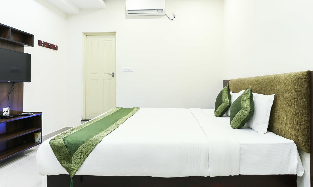 Cmk Habitat Centre Hotel Kochi Luaran gambar