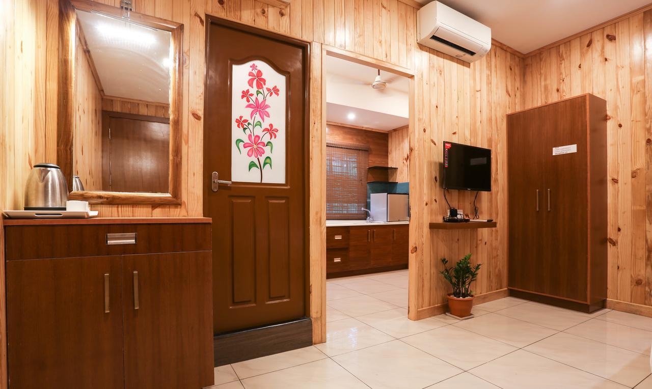 Cmk Habitat Centre Hotel Kochi Luaran gambar