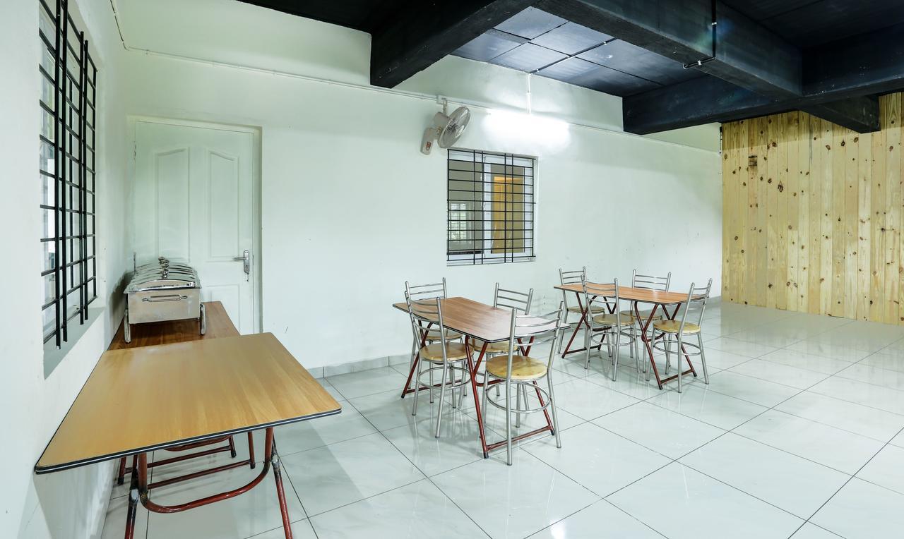 Cmk Habitat Centre Hotel Kochi Luaran gambar